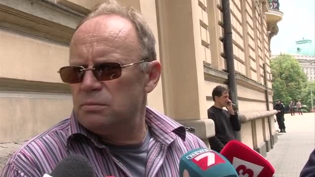 Съмнителен сак е захвърлен в двора на австрийското посолство