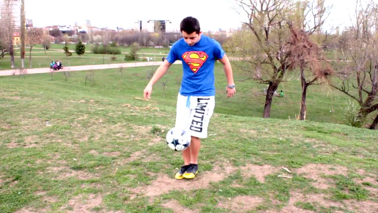Freestyle Football Урок (за начинаещи)