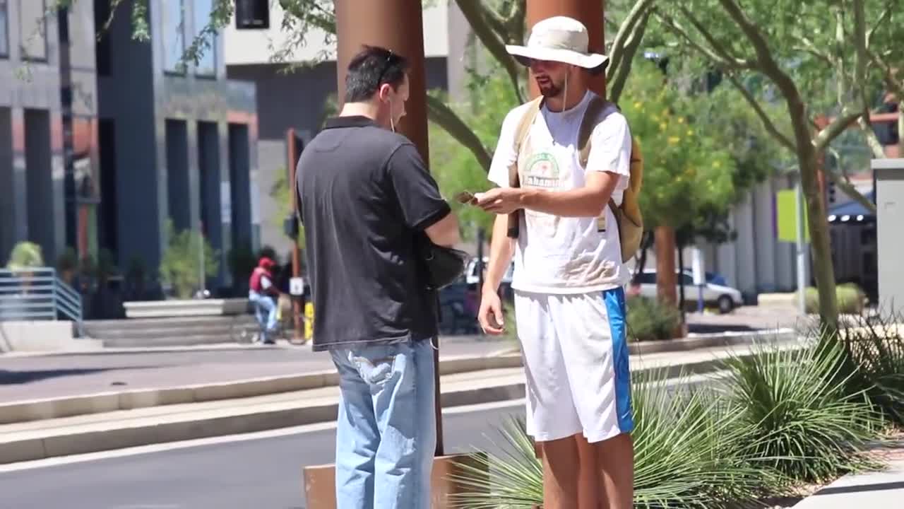 Даване на хора, които дават