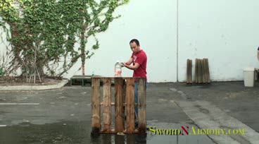 Колко е Остър Самурайския Меч?..... Гледай и Ще Разбереш :)