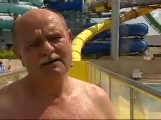 Най-лудата водна пързалка