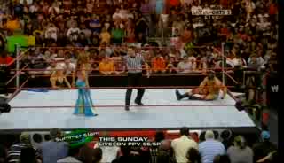 Raw 11.08 Mickie James Vs Santino Marella