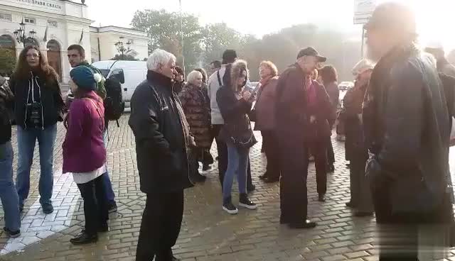 Протест срещу „Атака“ пред НС - 28.10.2015 delogo