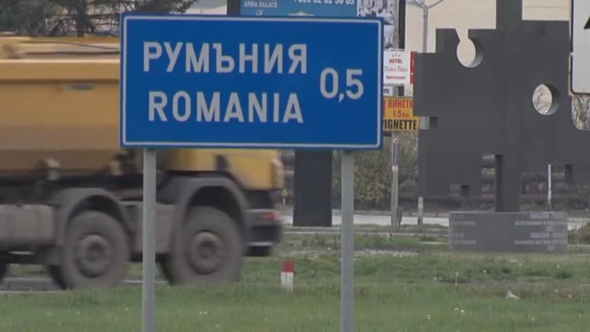 15-тина русенци на протест срещу арест за бежанци в града им