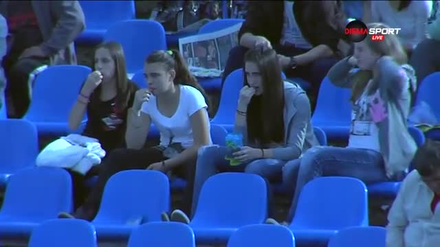Атмосферата на стадион "Огоста" преди Монтана - Пирин