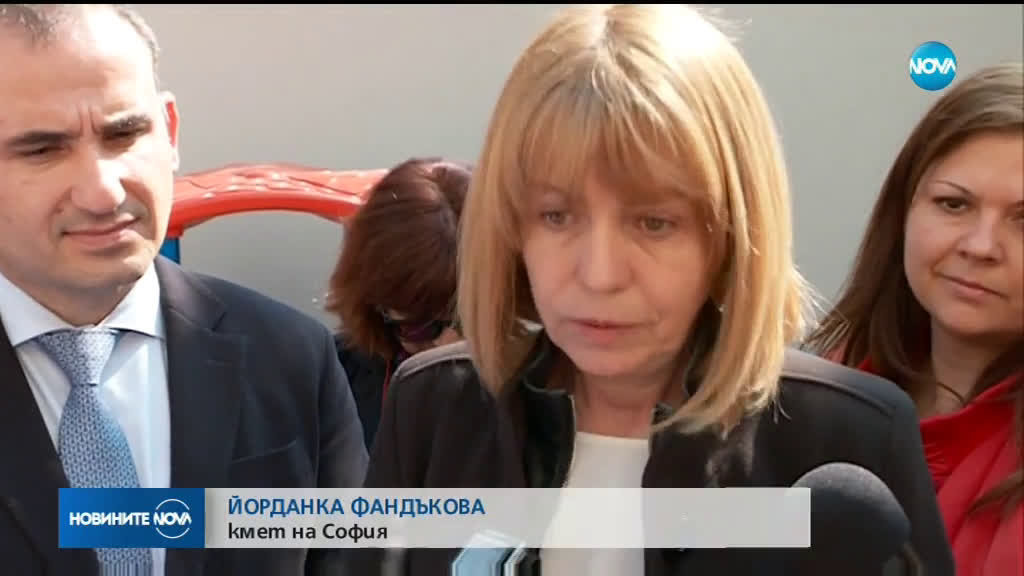 Фандъкова: Само ДНСК може да реши дали да спре строителството на „Златен век”