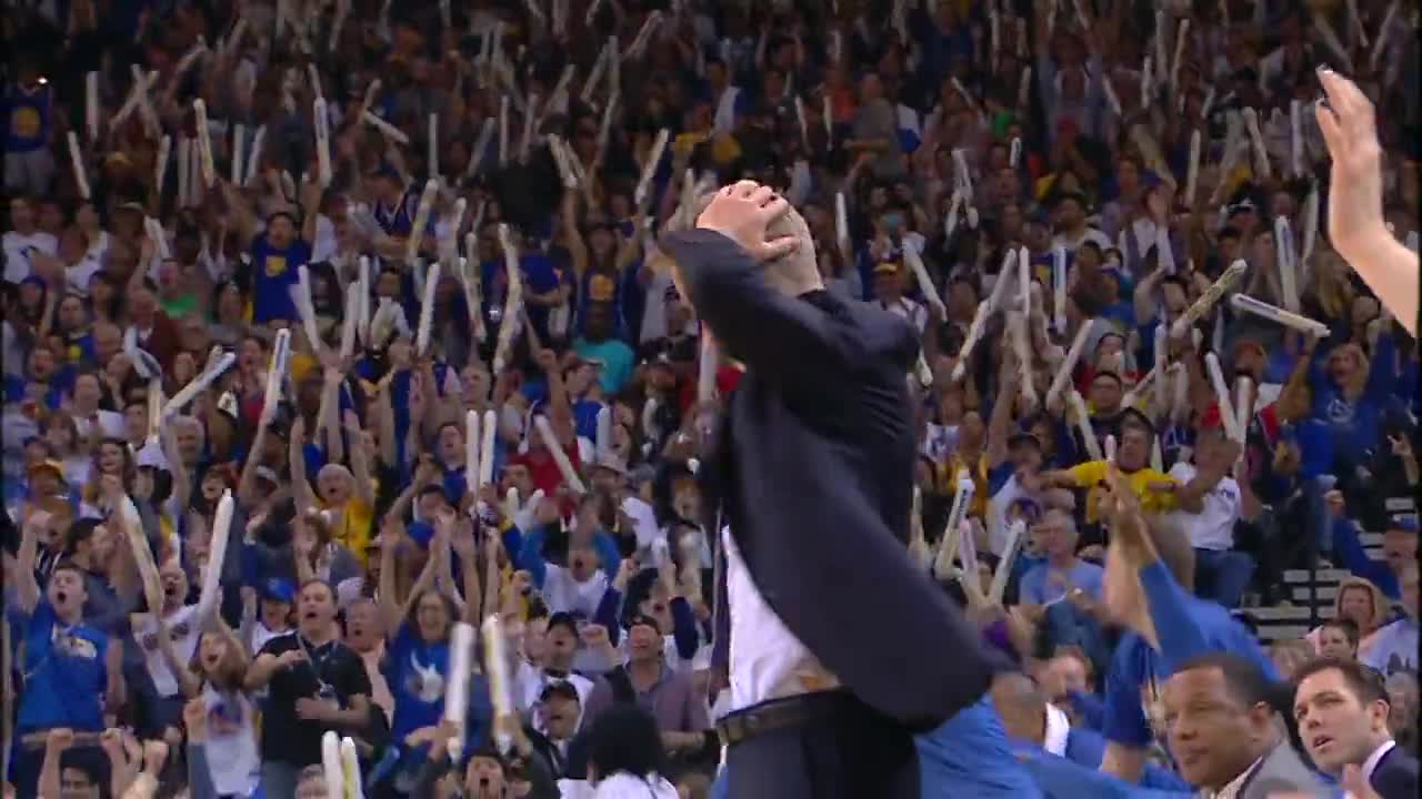 Той Не Е Човек! Баскетболна Магия От Stephen Curry