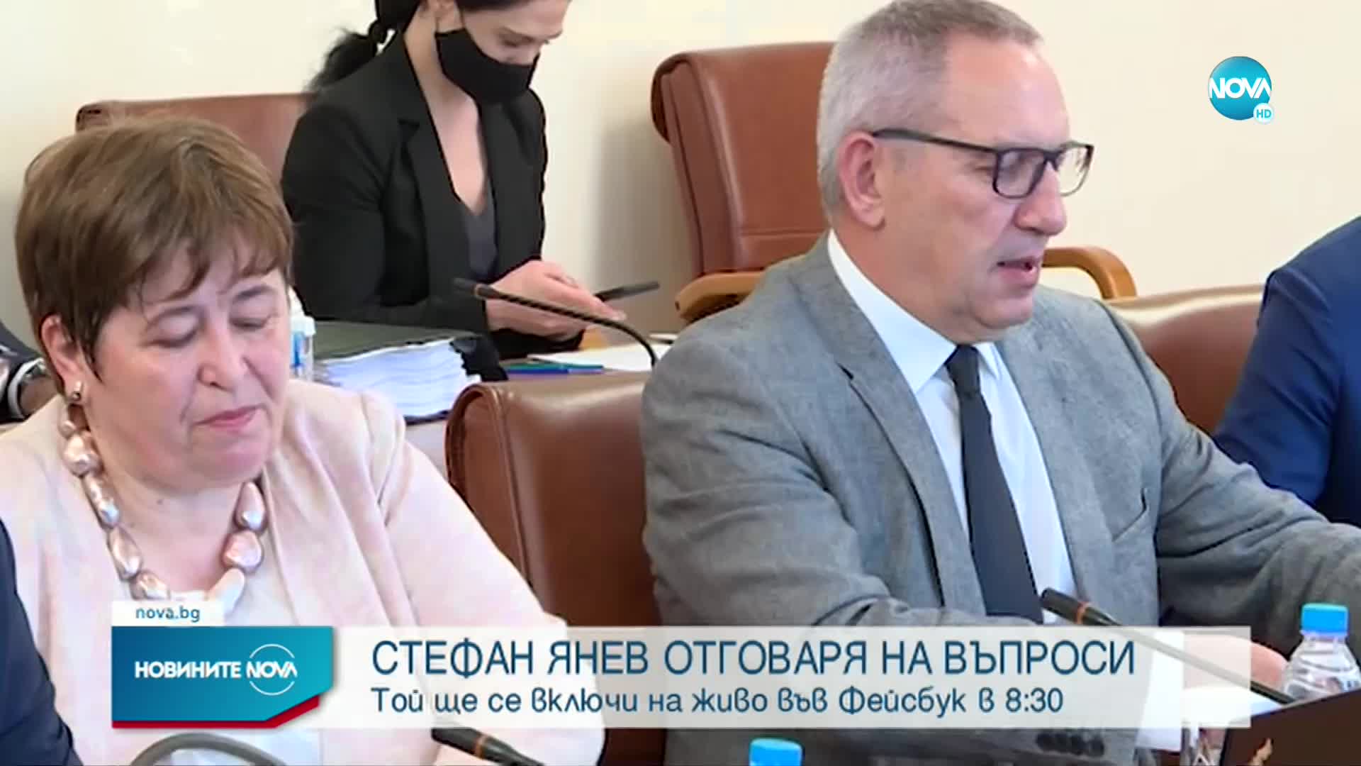 Премиерът ще отговаря на въпроси на живо във Facebook