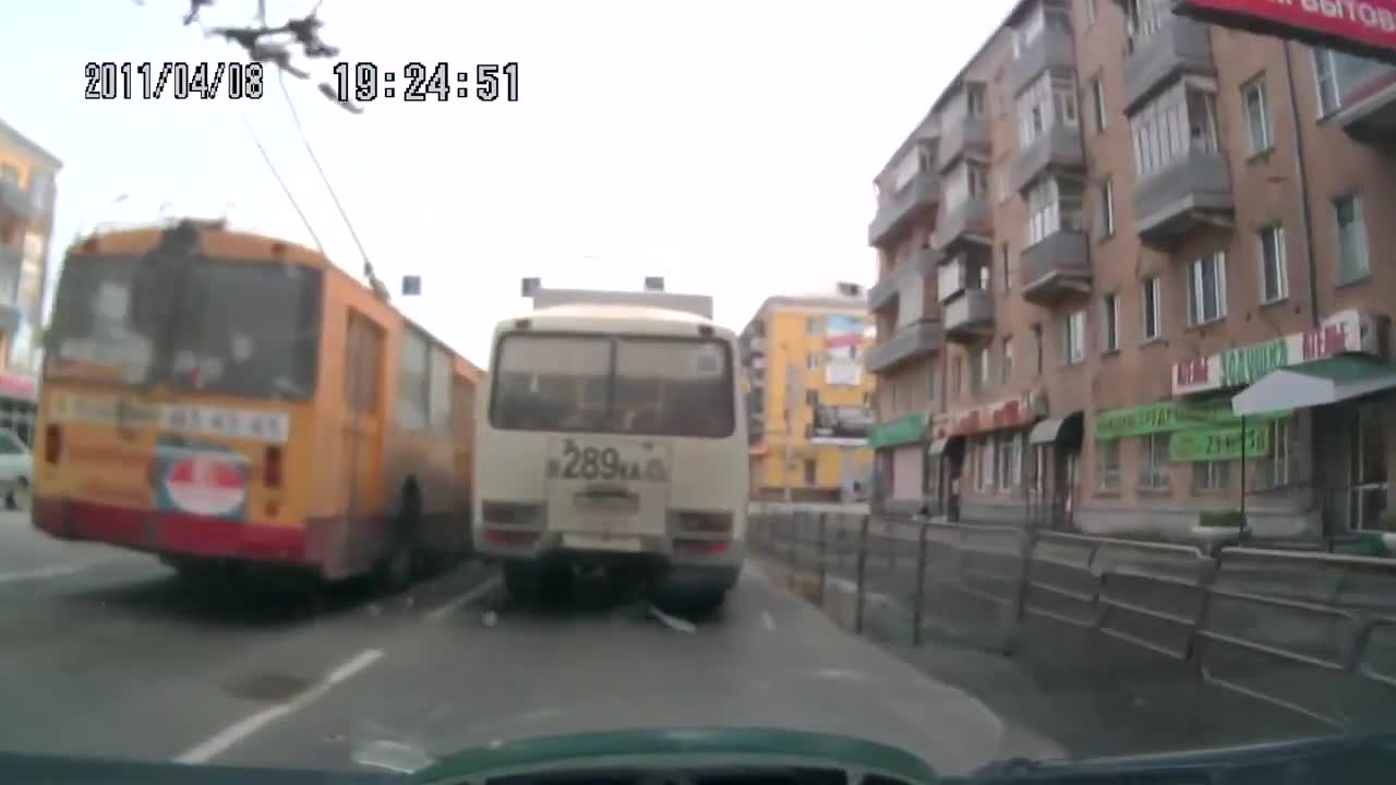 Луд шофьор на автобус