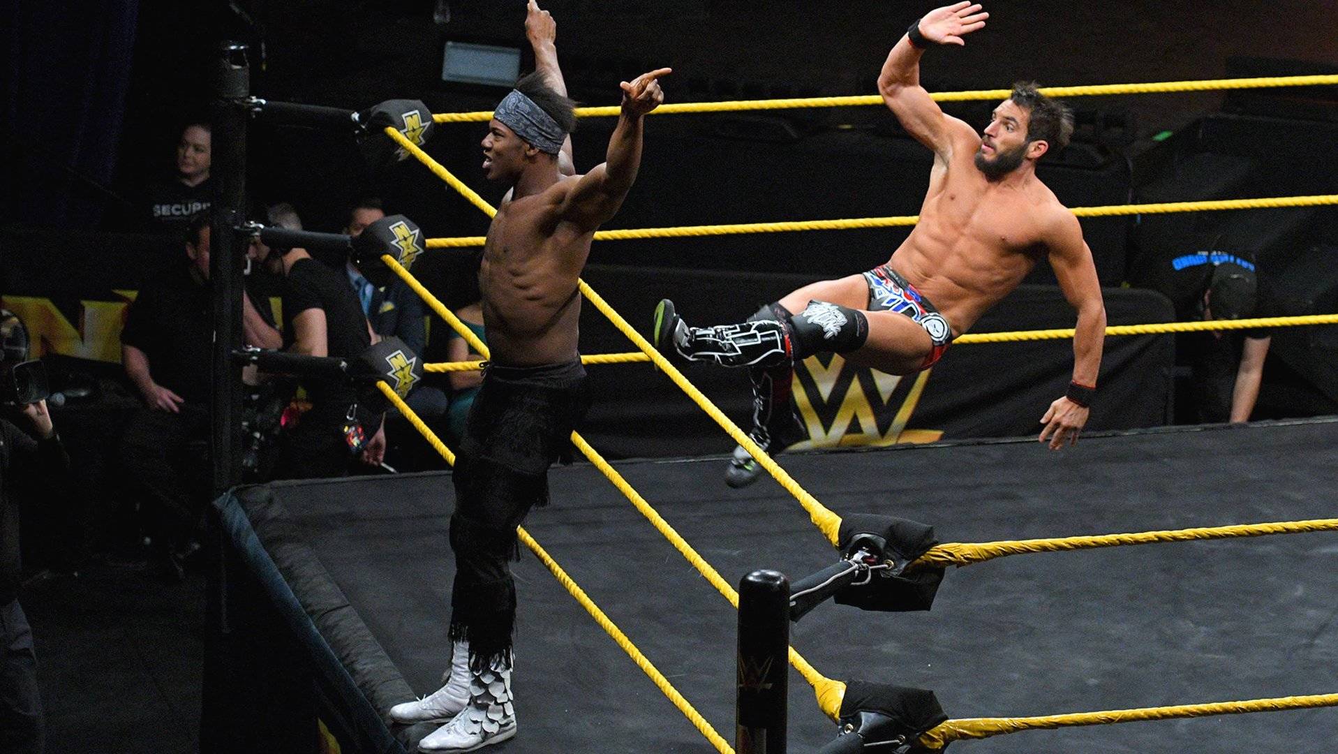 Джони Гаргано срещу Velveteen Dream : WWE 24.1.2018