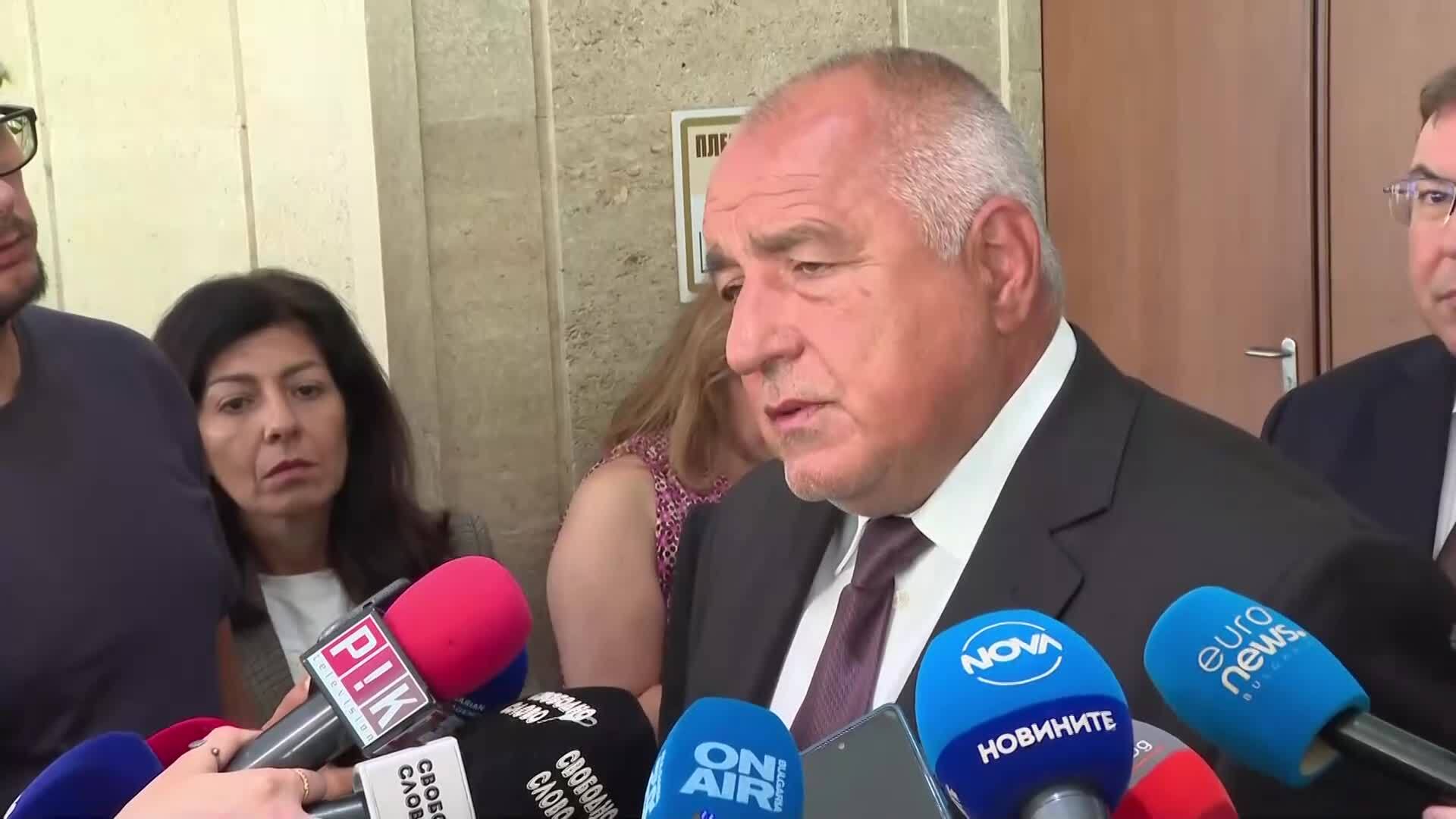 Бойко Борисов: Имаме много добри огнеборци, но е време за бързи решения за летателна техника