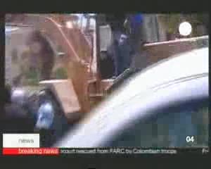 Полицаи убиват Терорист на Публично място ( 16)