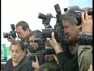 Четириного придружи Бойко Борисов до изборната секция