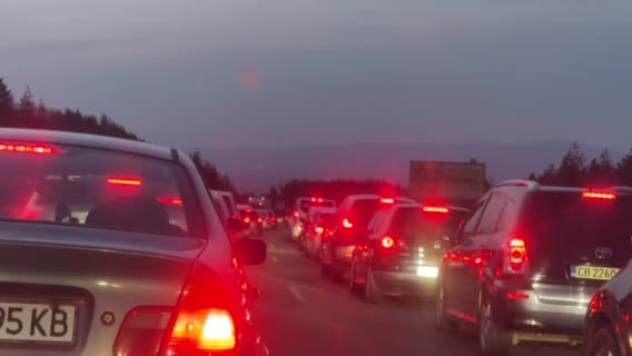 Задръстване на магистрала „Тракия”
