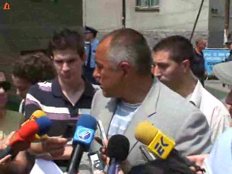 Борисов Първанов се обвърза с ДПС и БСП