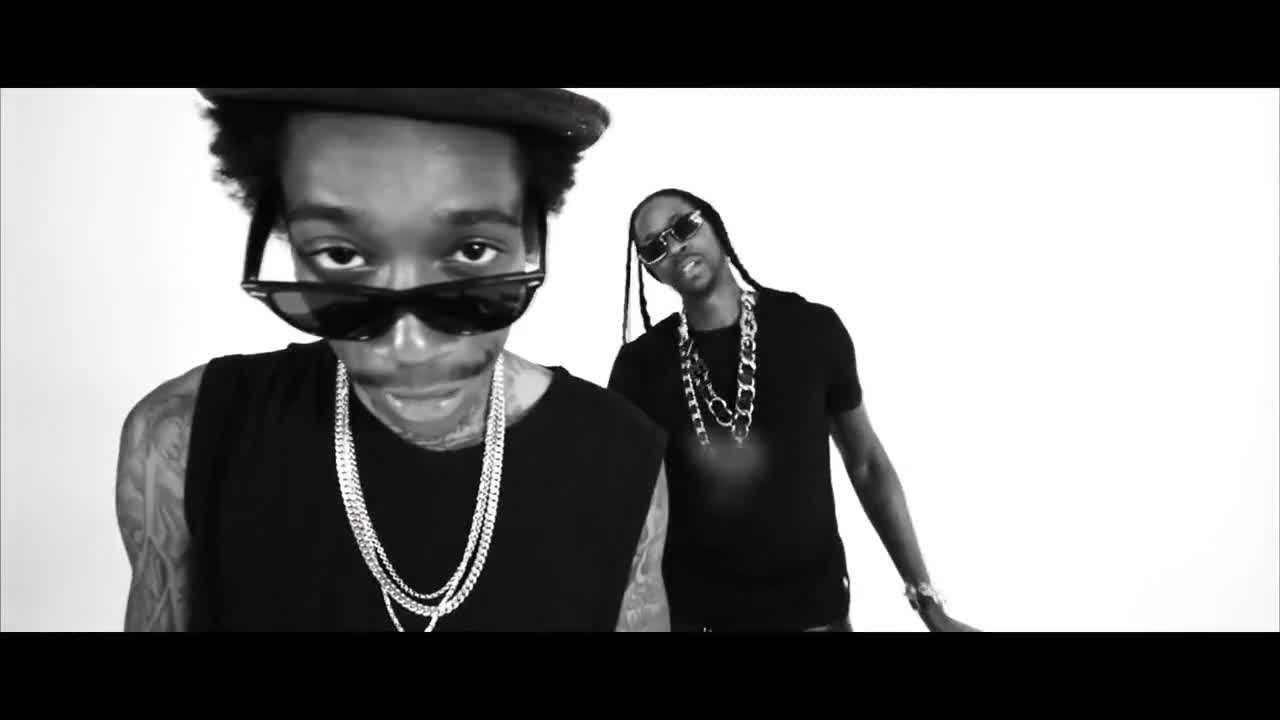 •» Лудница• Wiz Khalifa - Initiation (music Video)