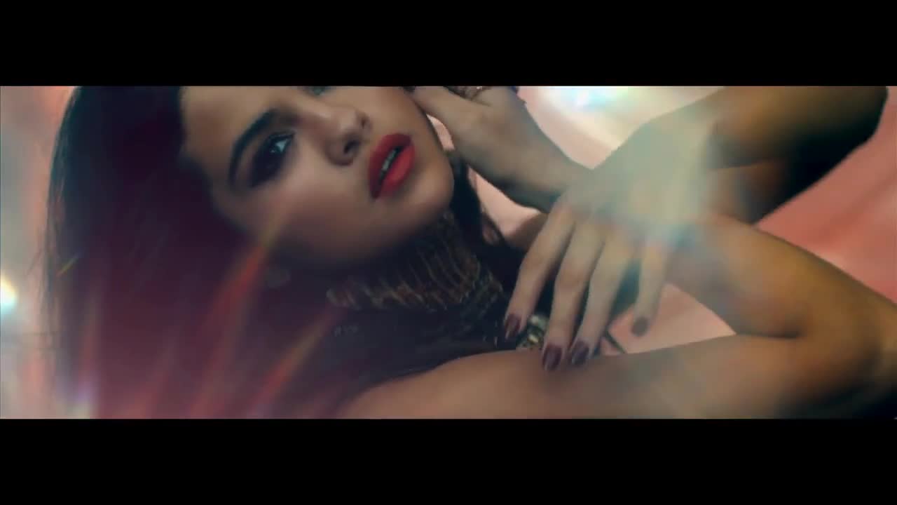 2013!!! Selena Gomez - Come & Get It I * Превод *
