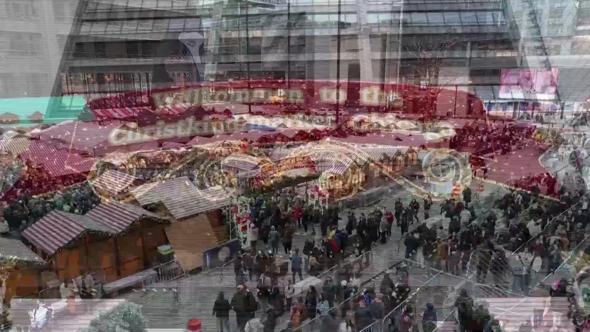 Чикаго заблестя с коледна празнична премяна