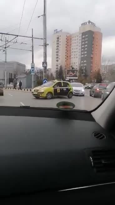Шофьори карат в насрещното на бул. Г.М. Димитров