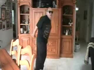 Дядката Разцепва С Танц !! Най - Големият !!