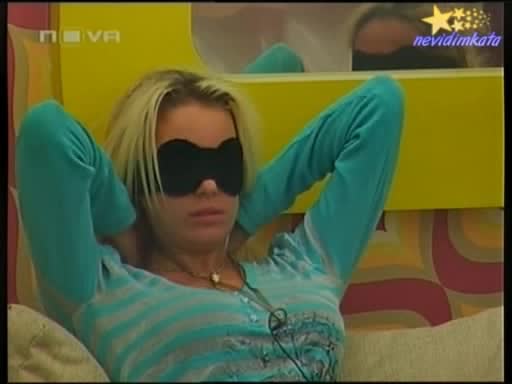 Big Brother 4 Смях-Умберто В Ролята На Сервитьорка!02.10.2008
