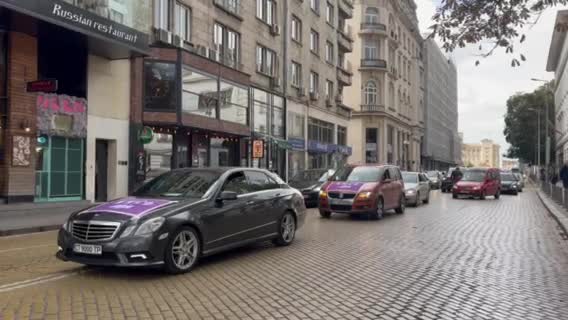 Голям протест и автошествие „За по-високи доходи” блокира центъра на София