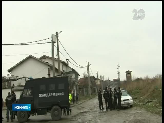 Полицията окупира квартал заради кражби на ток