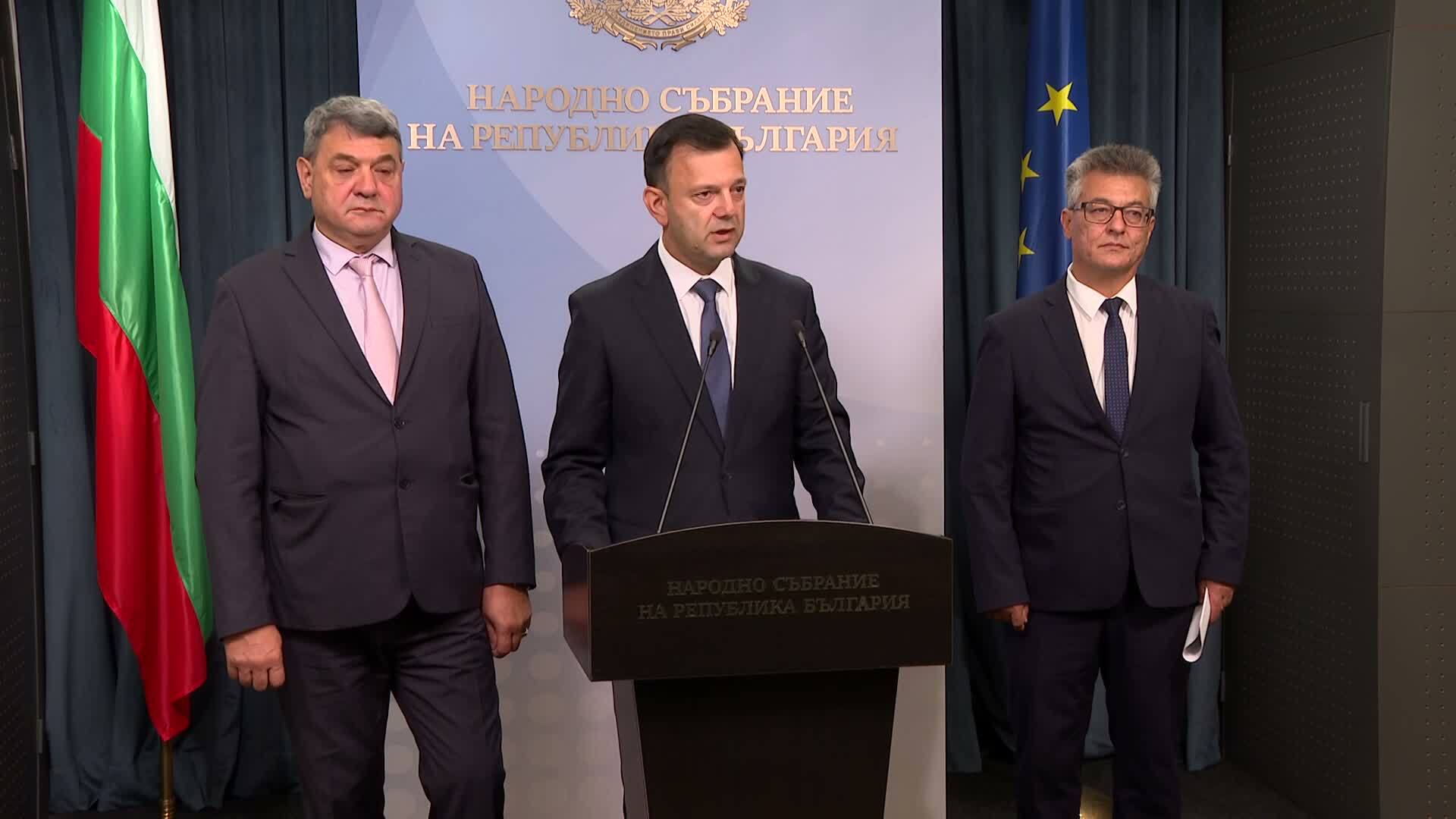 Предлагат около 2300 автомобила на МВР да получат дефибрилатори