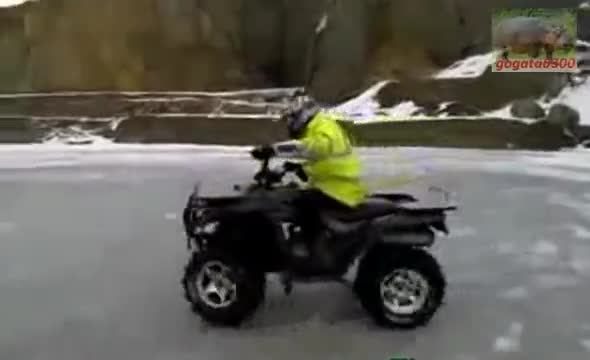 Играчка плачка Тоя се разби смях !!