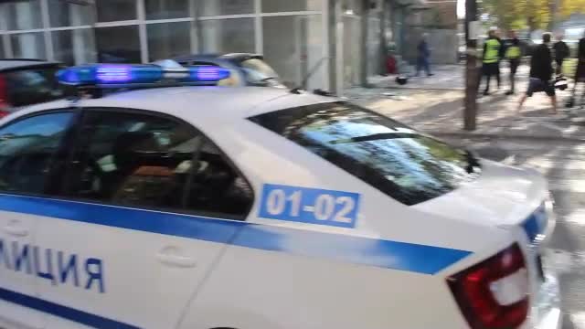 Кола се вряза в бивш мебелен магазин в Благоевград, шофьорът бил пиян