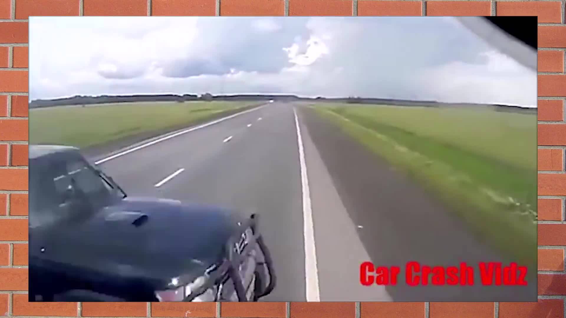 Предизвикаме те да изгледаш това видео ! Най-големите катастрофи и изцепки !