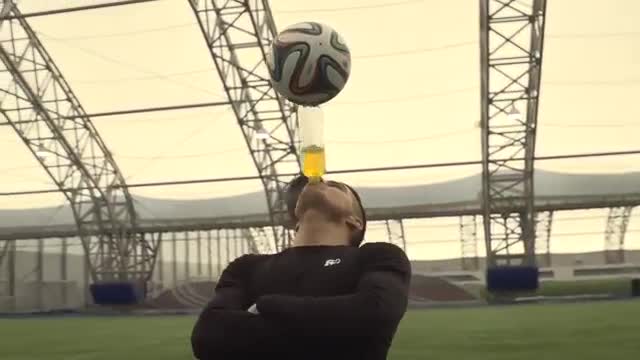 Невероятно изпълнение от легендите на фрийстайла