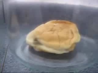 Защо Не Трябва Да Ядем От Мак Доналдс (БГ Превод)