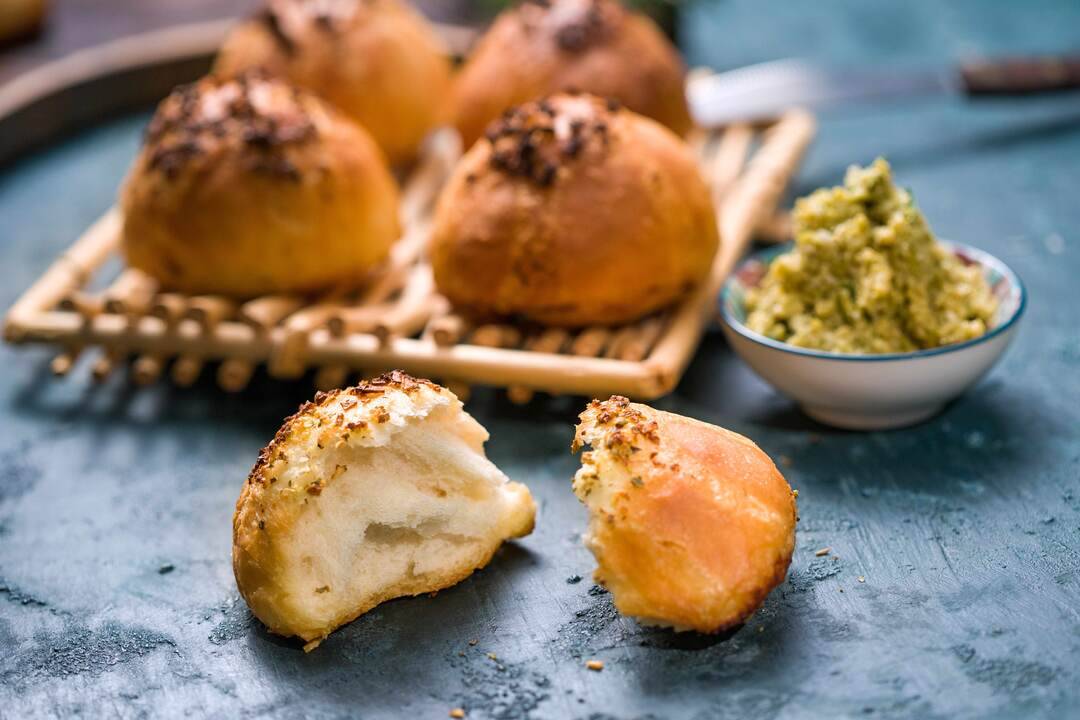 Чеснови хлебчета с тапенада от зелени маслини | Бон Апети | 24Kitchen Bulgaria