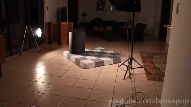 Страхотна Оптична Илюзия