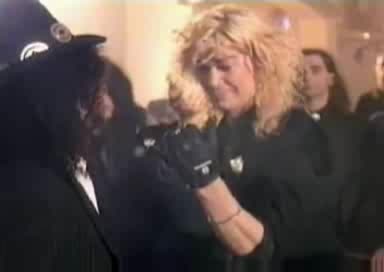 Guns`n` Roses - November rain.avi