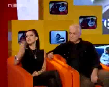 Сашо Диков Се Ебава С Емануела