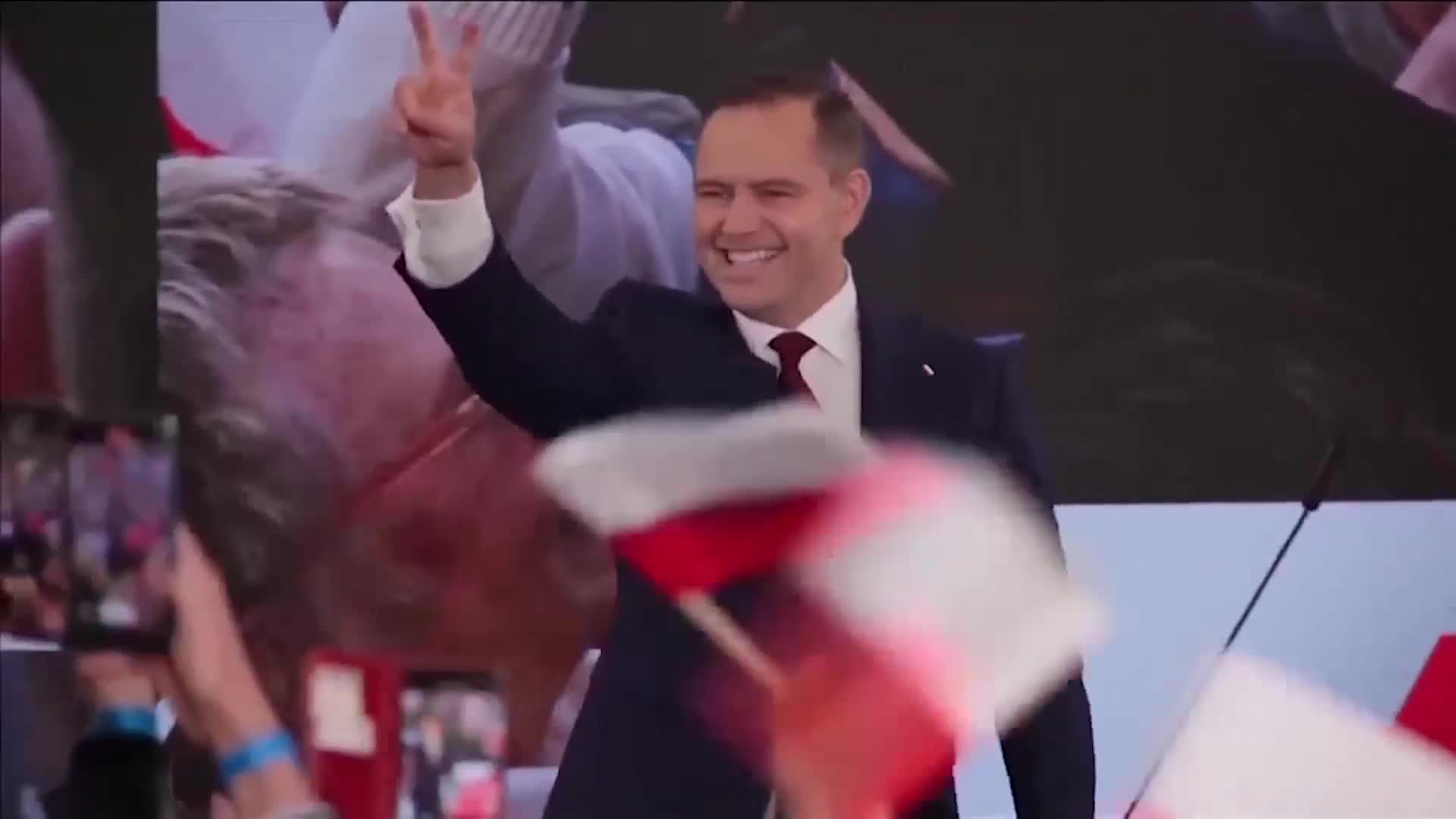 Карол Навроцки положи клетва като президент на Полша
