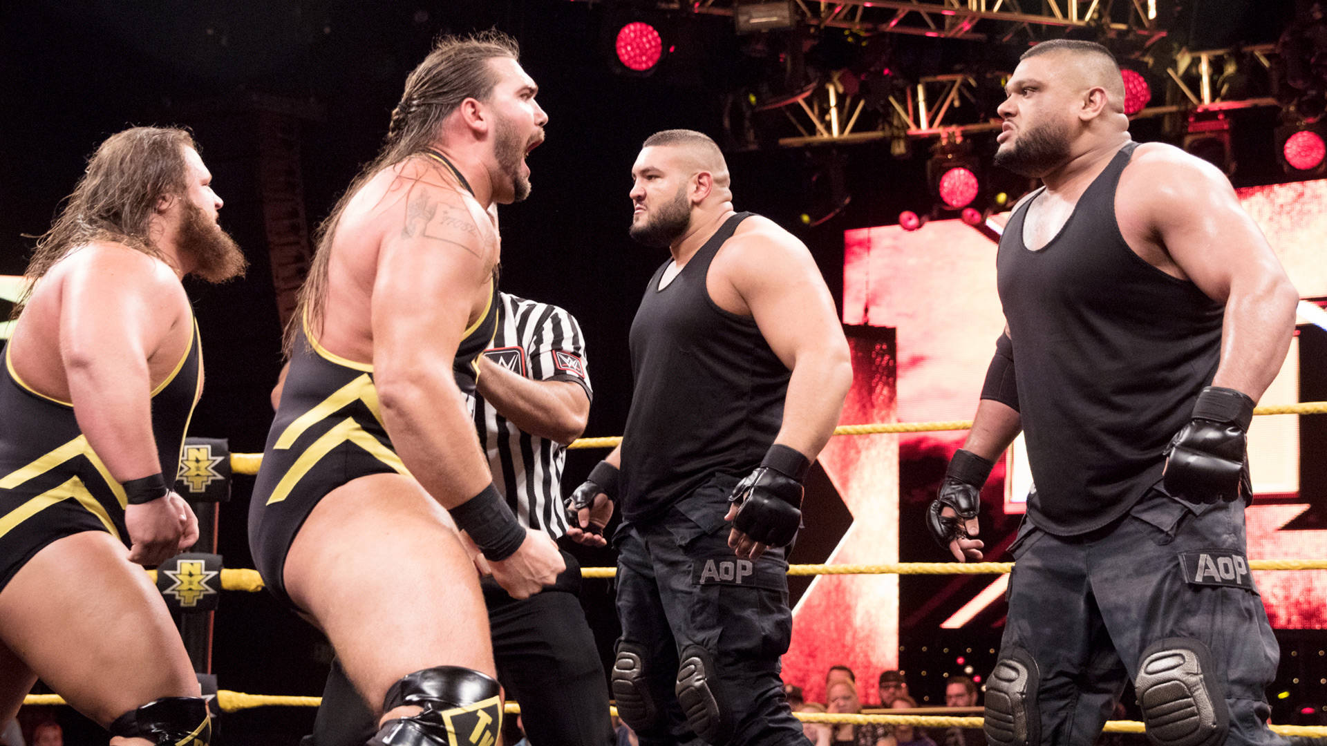 NXT Tag Team Champions Автори на болката vs. Хеви Машинъри: WWE NXT, 12 Юли, 2017