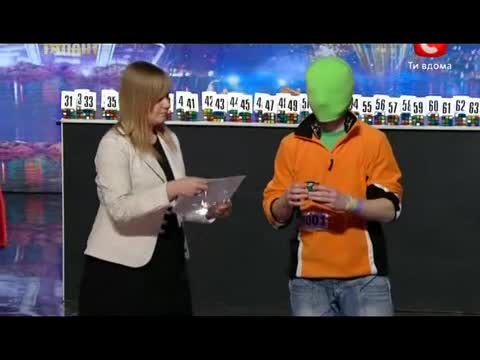 Феноменална памет в подреждането кубчето на Рубик ,жури и публика шокирани в Украйна търси талант!