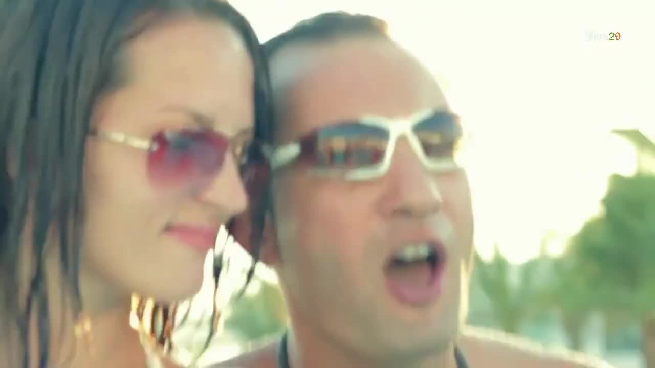 Страхотна! Chadash Cort Ft. Martin M. - I Feel So High ( Официално Видео )   Превод