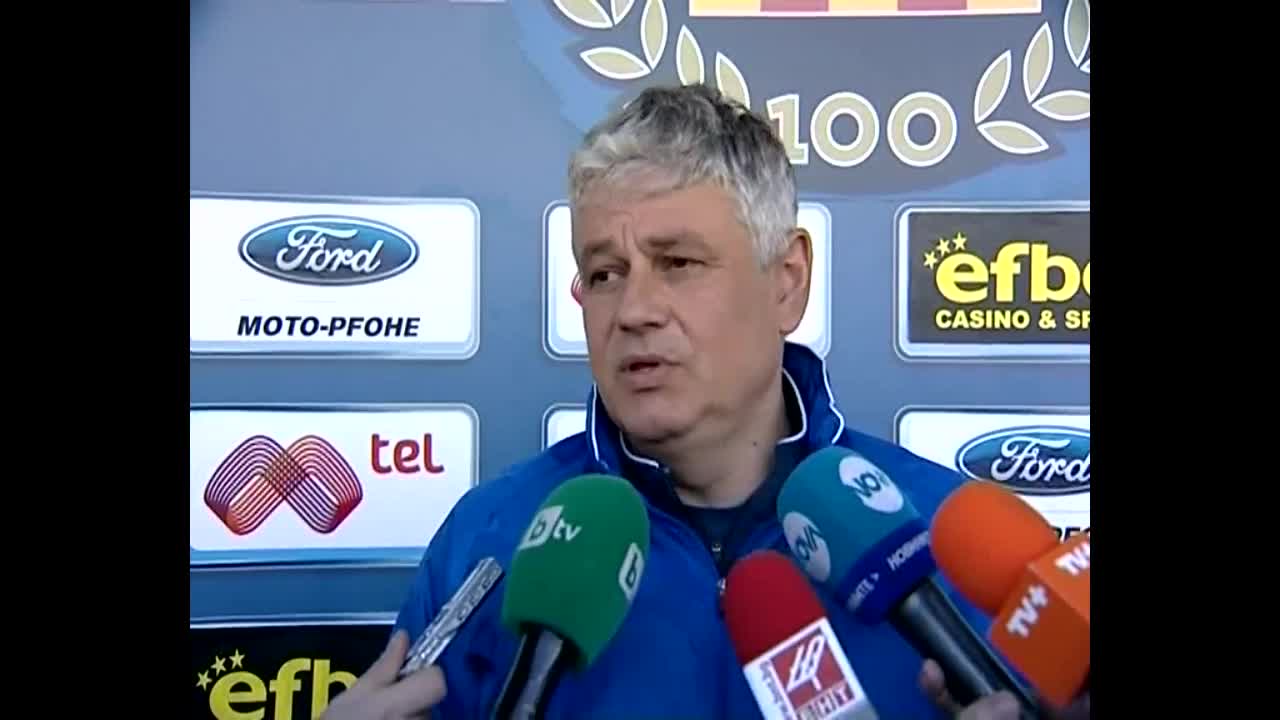Стоев дава почивка на някои играчи за мача със Славия
