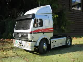 Mercedes - Benz 1838 1844