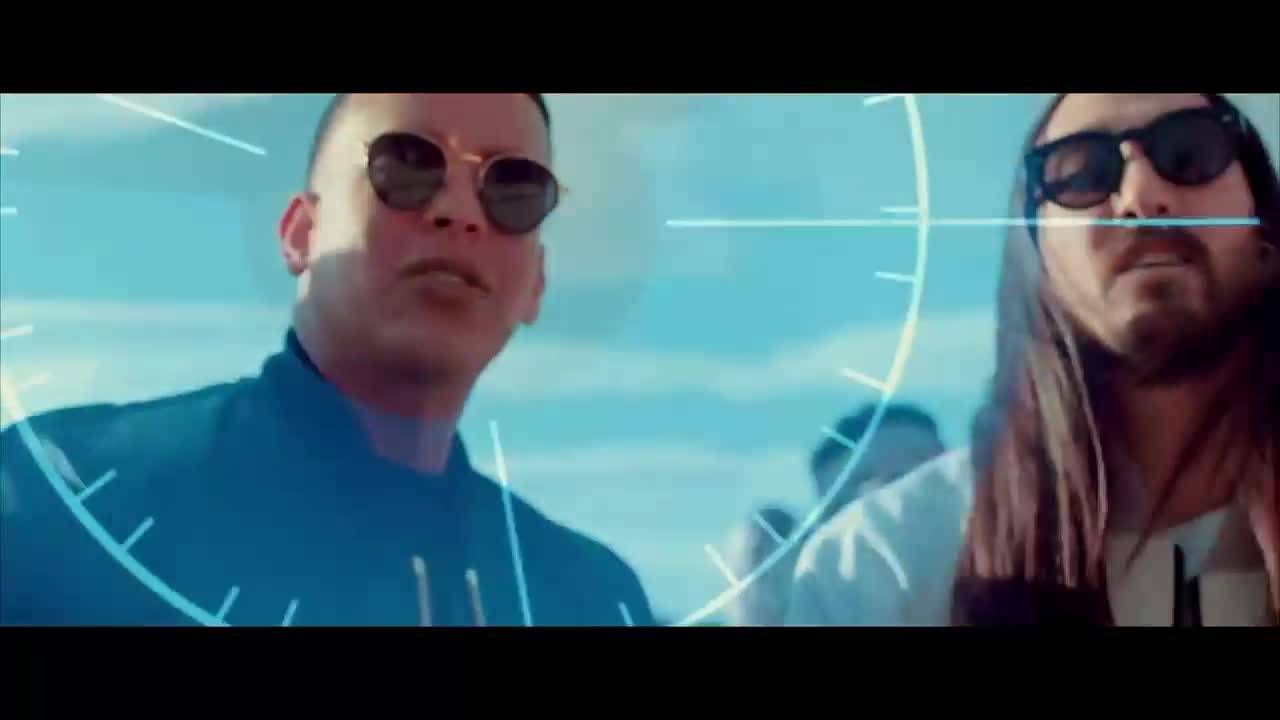 Steve Aoki ft. Daddy Yankee, Play N Skillz & Elvis Crespo - Azukita