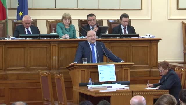 ДПС ще гласува против Кунева за нов министър на образованието
