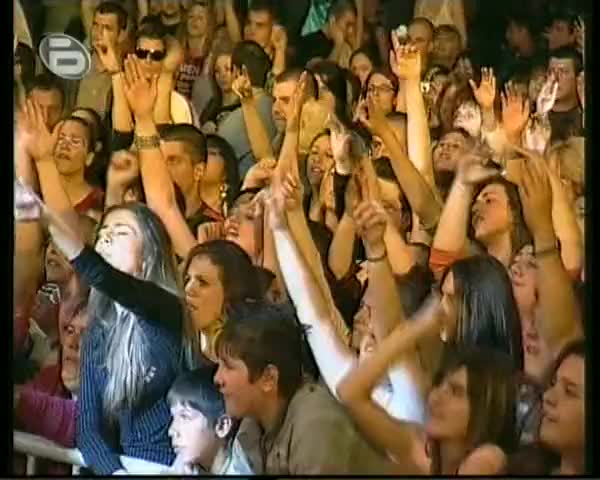 Ивана - Шампанско И Сълзи Live Party *HQ*