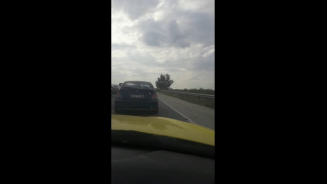 Каране в аварийна лента магистрала "Тракия"