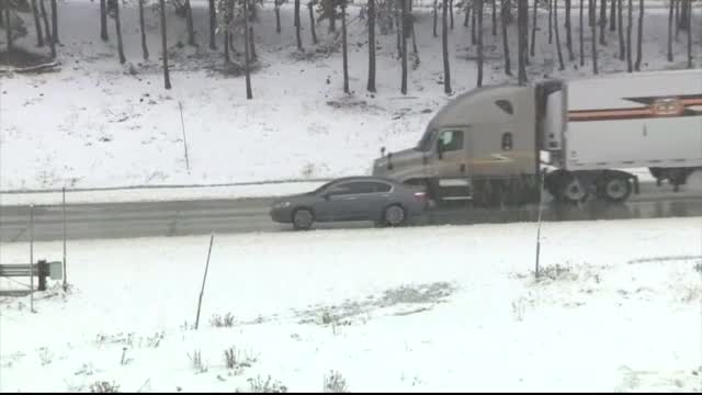 Ранен сняг падна в планините в Калифорния