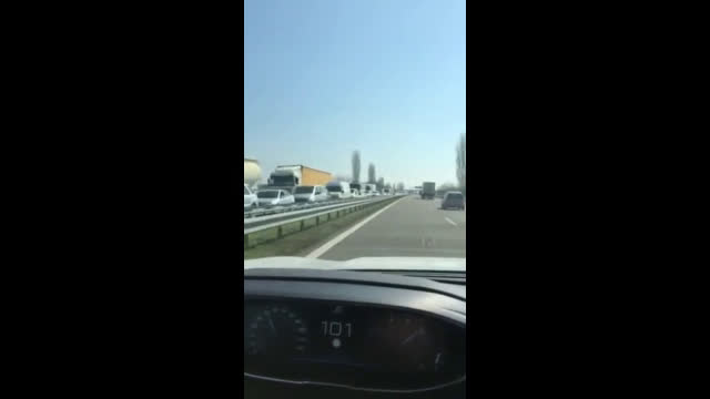 Два тира се удариха на магистрала "Тракия"