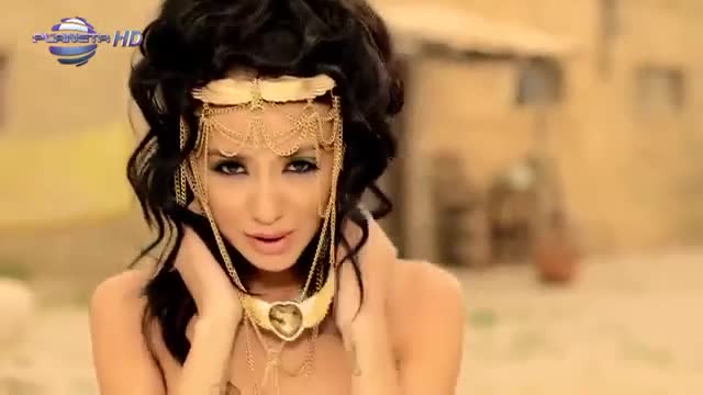 New! Ани Хоанг и Люси - Малко шум за Ани Хоанг | Официално видео